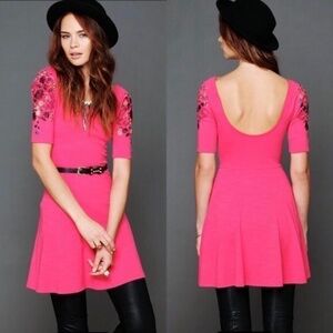 EUC Free People Pink Raspberry Embroidered Garden Sleeve Dress Size Small